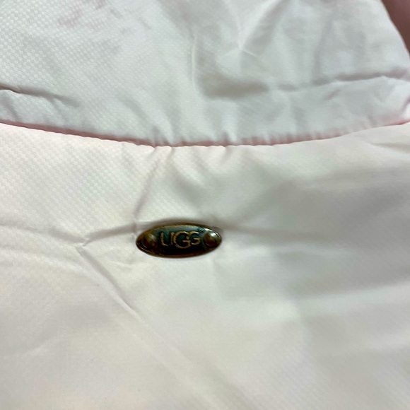 Youth Girls UGG pink puffer vest Size 14 - Picture 8 of 10